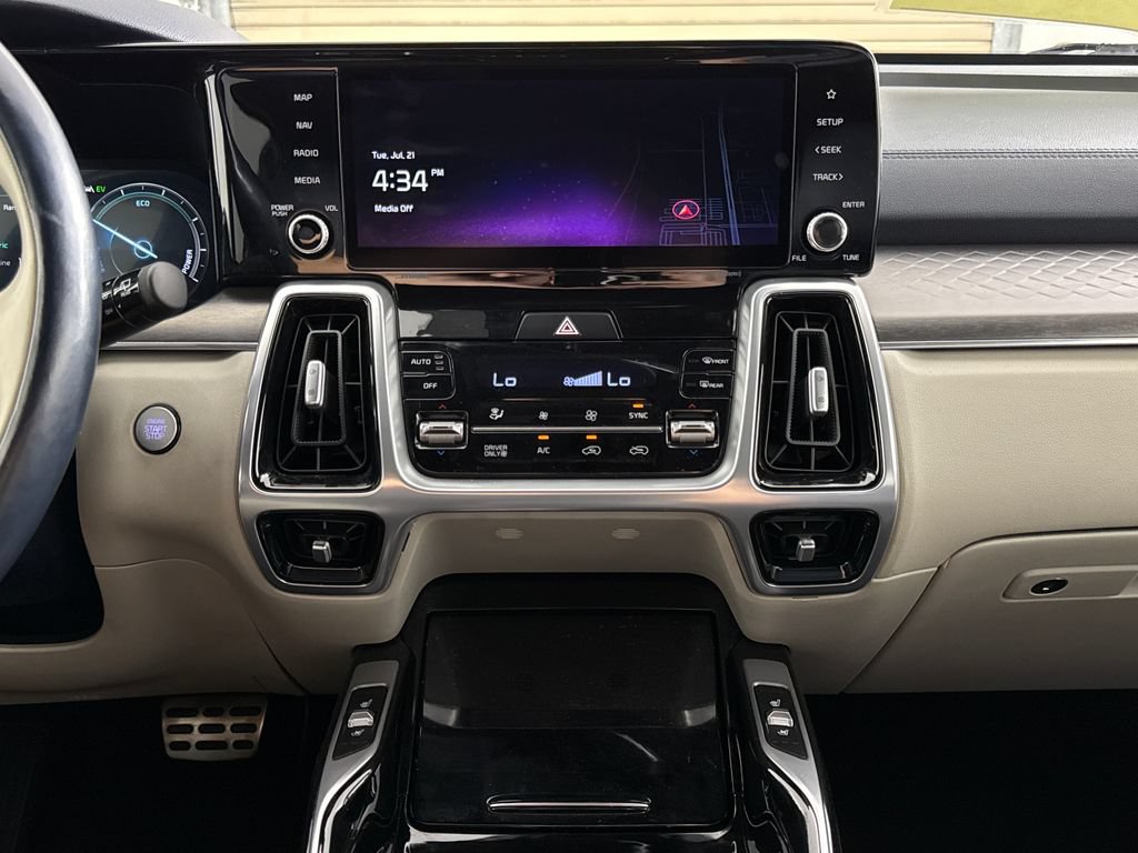 Used 2022 Kia Sorento SX Prestige AWD/4WD image 18