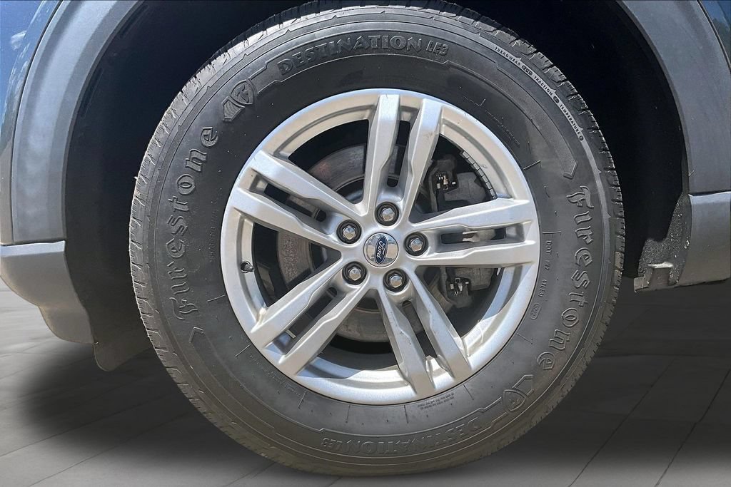 Certified 2020 Ford Explorer XLT w/ Comfort Package AWD/4WD image 9