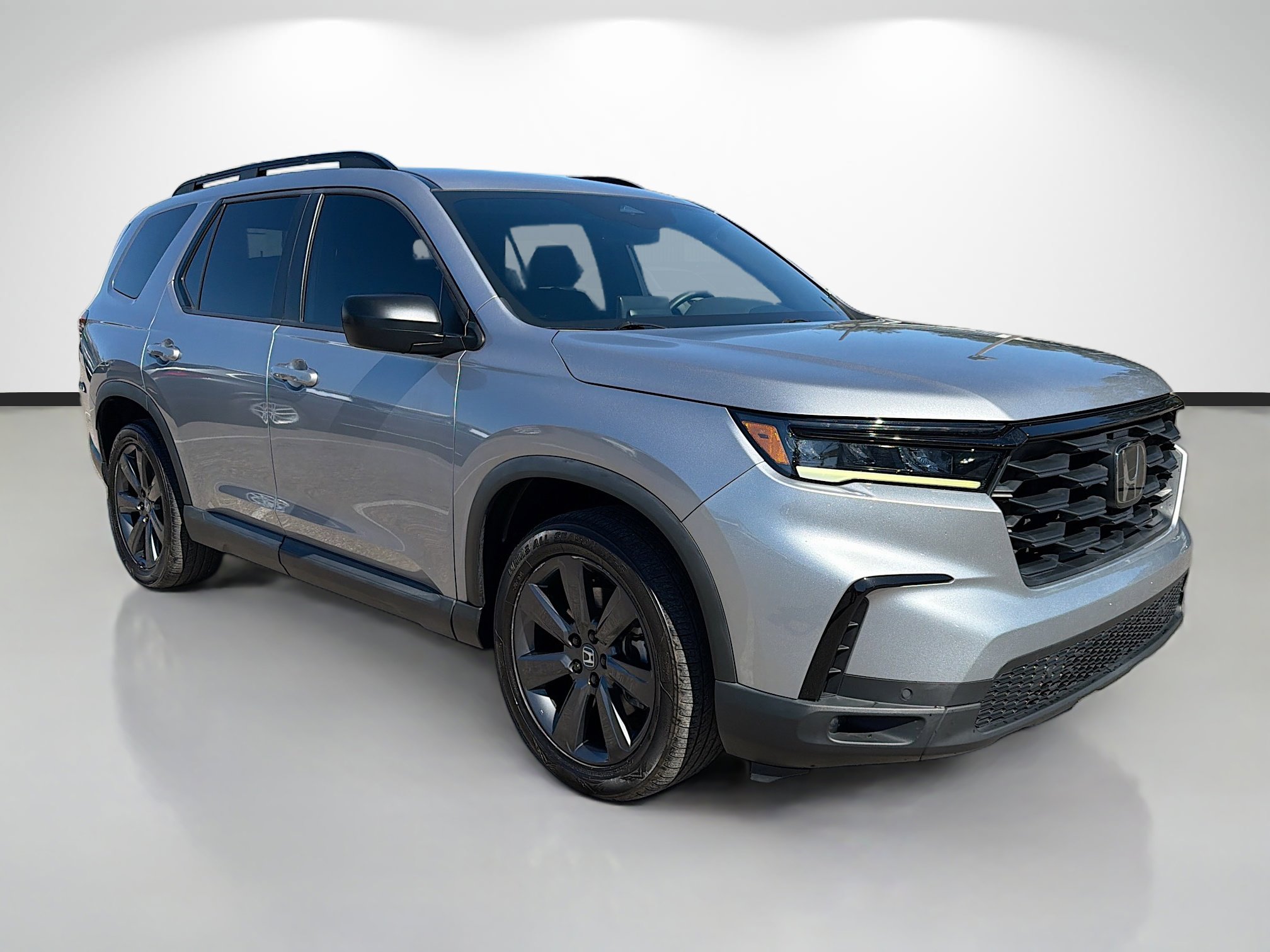 Used 2023 Honda Pilot Sport image 7