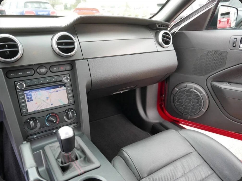 Used 2009 Ford Mustang Shelby GT500 RWD image 14