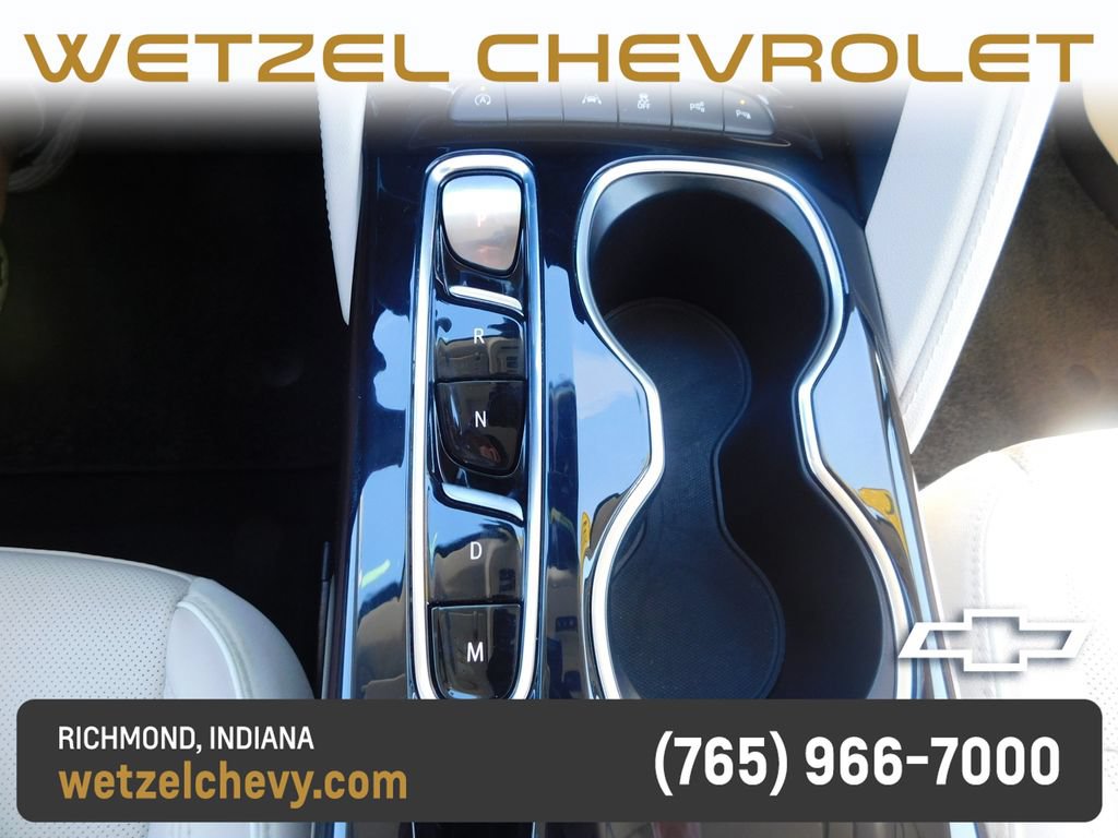 Used 2022 Buick Envision Avenir w/ Technology Package II FWD image 36