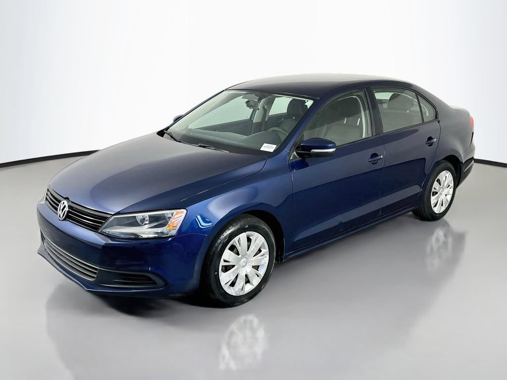 Used 2012 Volkswagen Jetta SE FWD image 3
