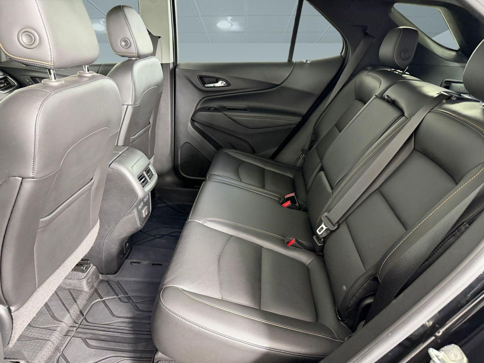 Used 2020 Chevrolet Equinox Premier FWD image 12