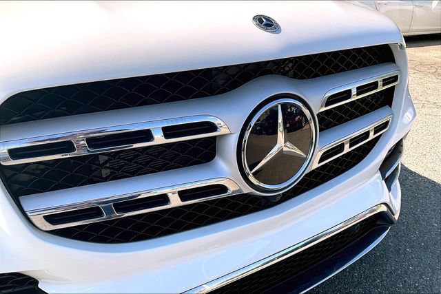 Certified 2023 Mercedes-Benz GLS 450 4MATIC w/ AMG Line Exterior image 27