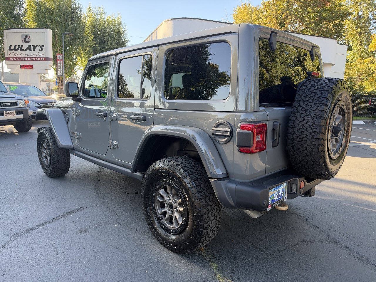 Used 2023 Jeep Wrangler Unlimited Rubicon 392 w/ Trailer Tow Package AWD/4WD image 3