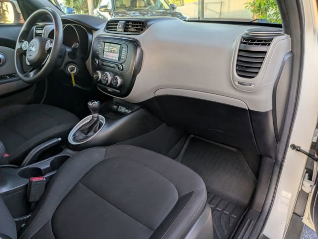 Used 2019 Kia Soul image 26
