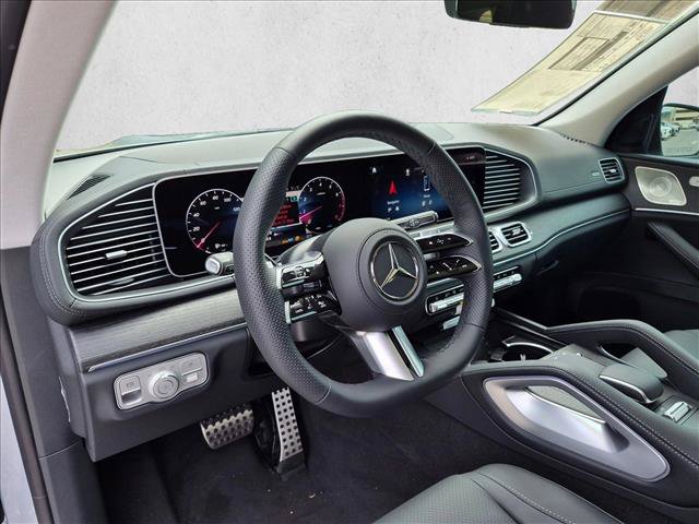 New 2026 Mercedes-Benz GLS 450 4MATIC image 3