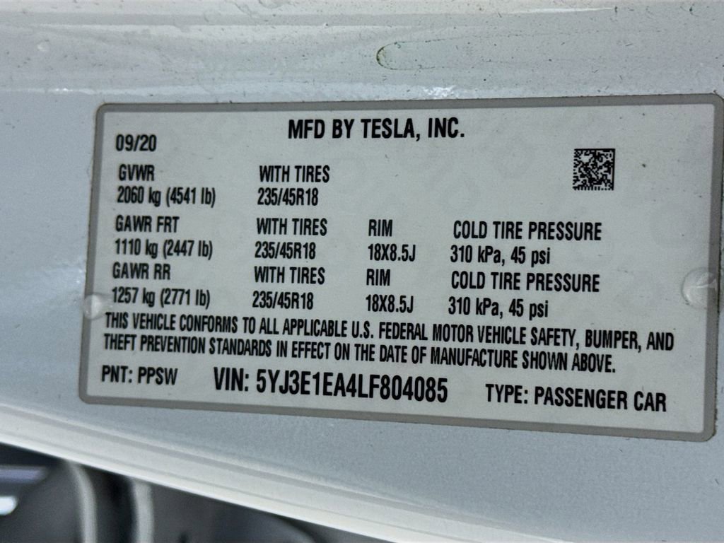 Used 2020 Tesla Model 3 Standard Range RWD image 29