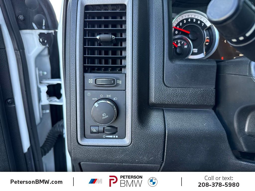 Used 2021 RAM 1500 Express AWD/4WD image 23