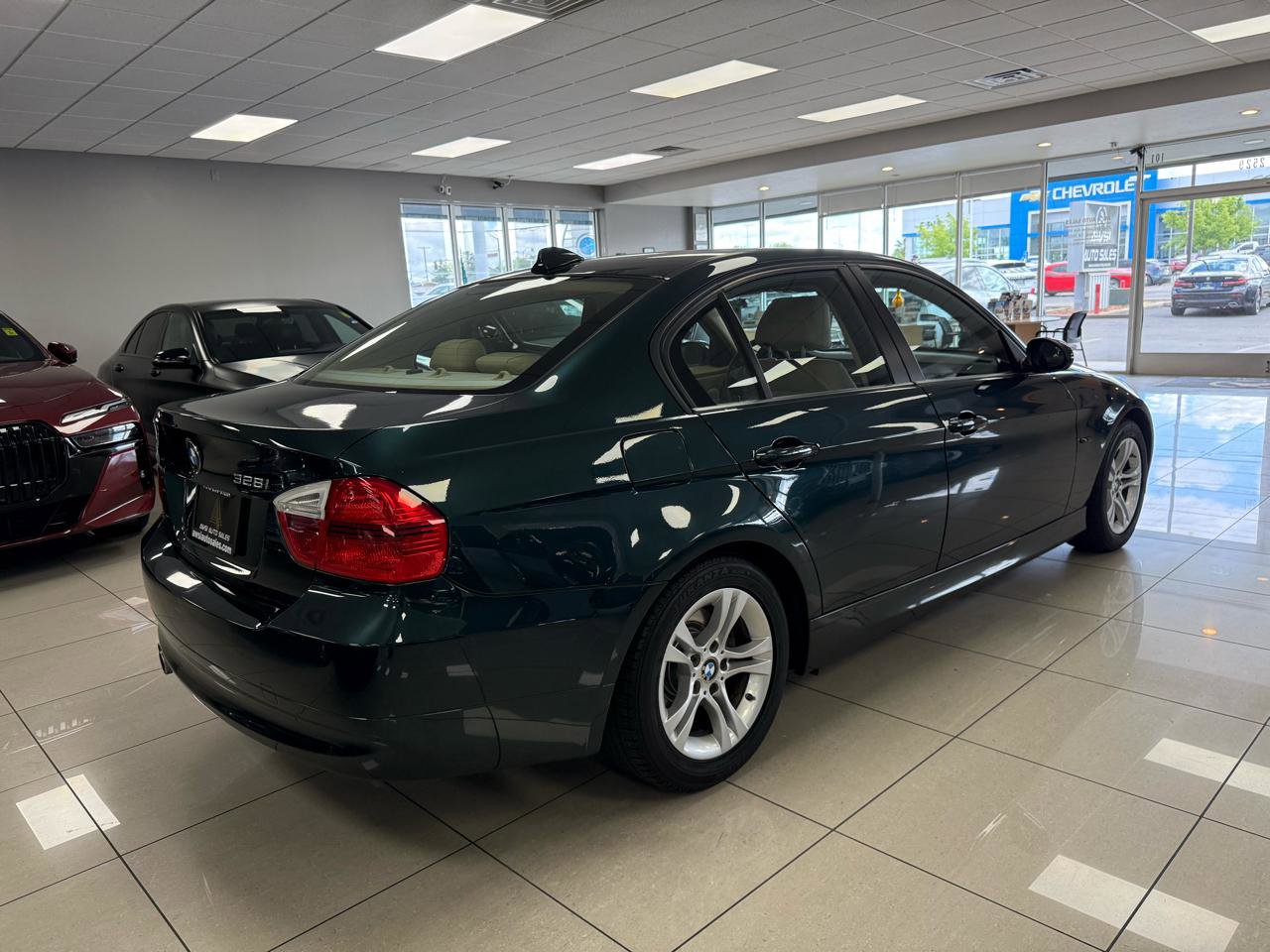Used 2008 BMW 328i Sedan RWD image 2