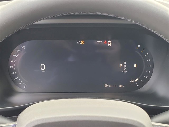 New 2026 Volvo XC40 B5 Core w/ Climate Package image 17