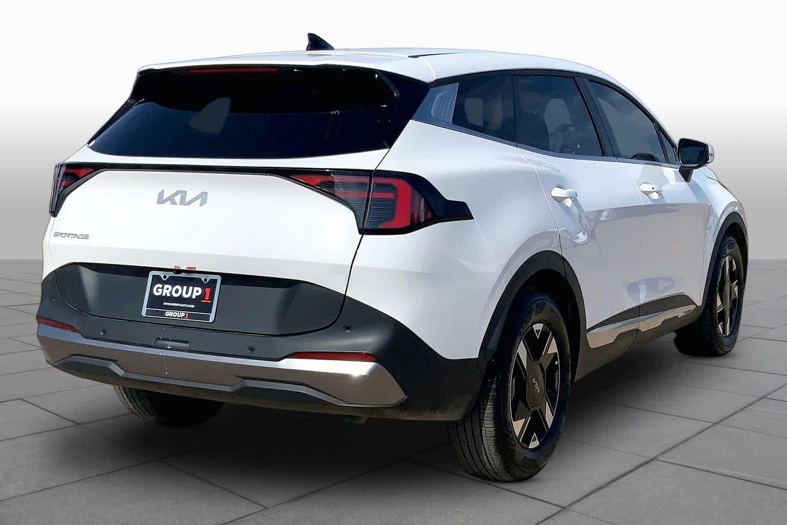 Certified 2026 Kia Sportage LX w/ LX Convenience Package FWD image 13