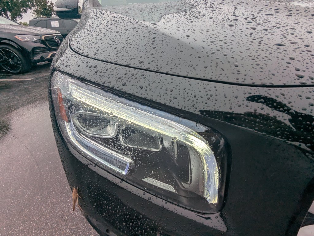Certified 2023 Mercedes-Benz GLB 250 image 23