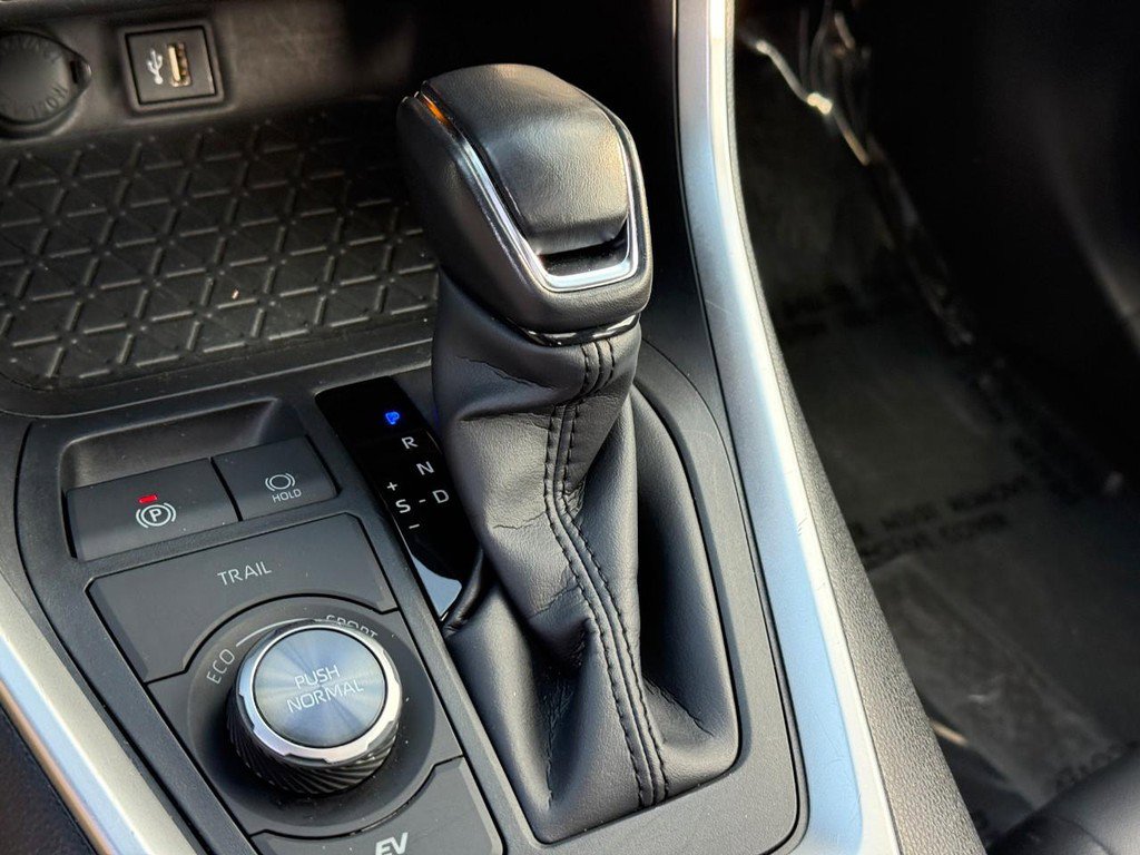 Certified 2023 Toyota RAV4 XSE AWD/4WD image 25
