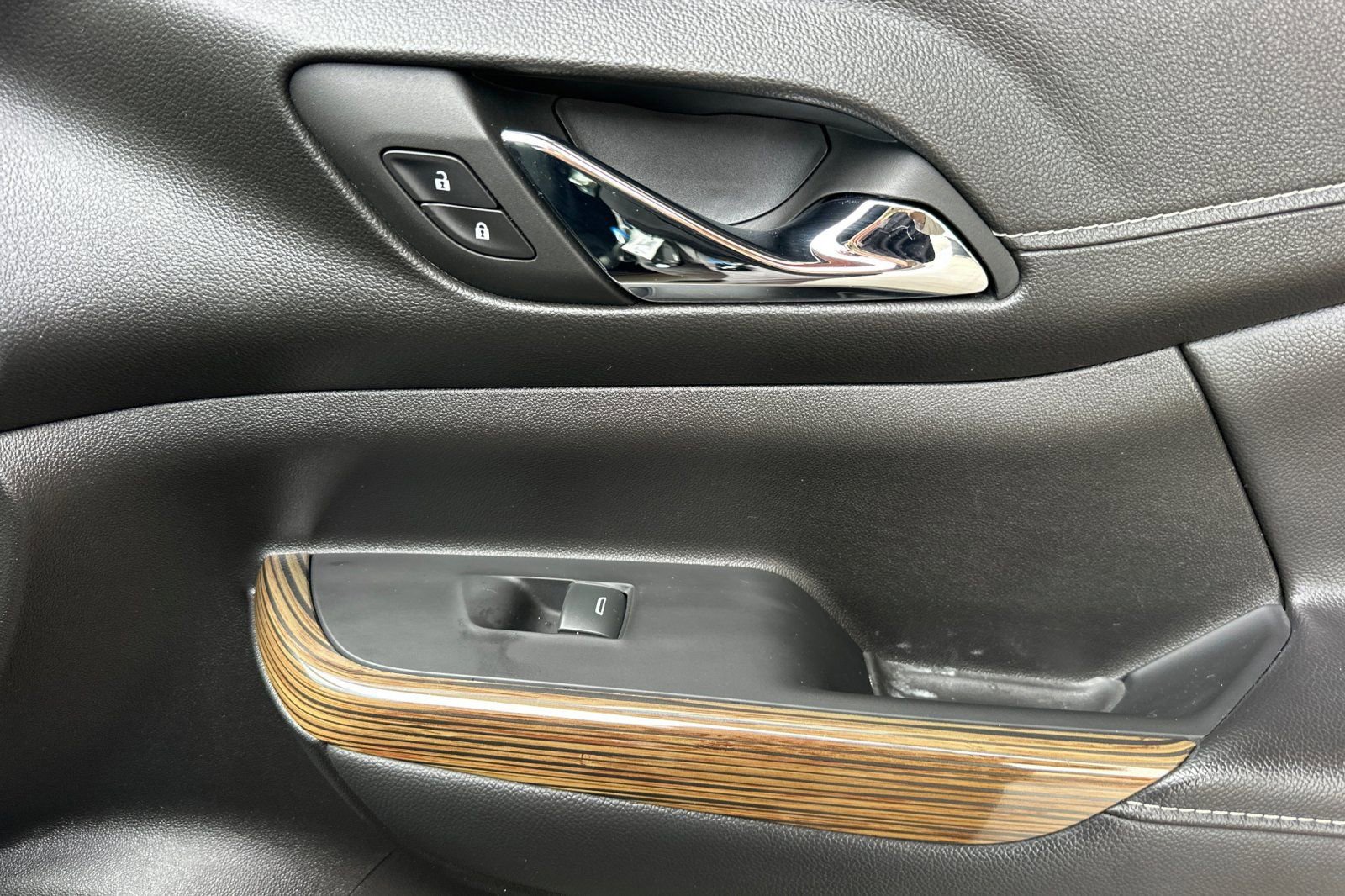 Certified 2022 GMC Acadia SLE image 23