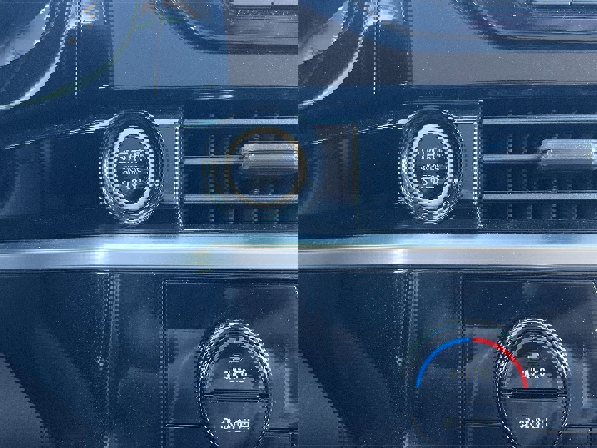 Certified 2022 Nissan Pathfinder S image 6