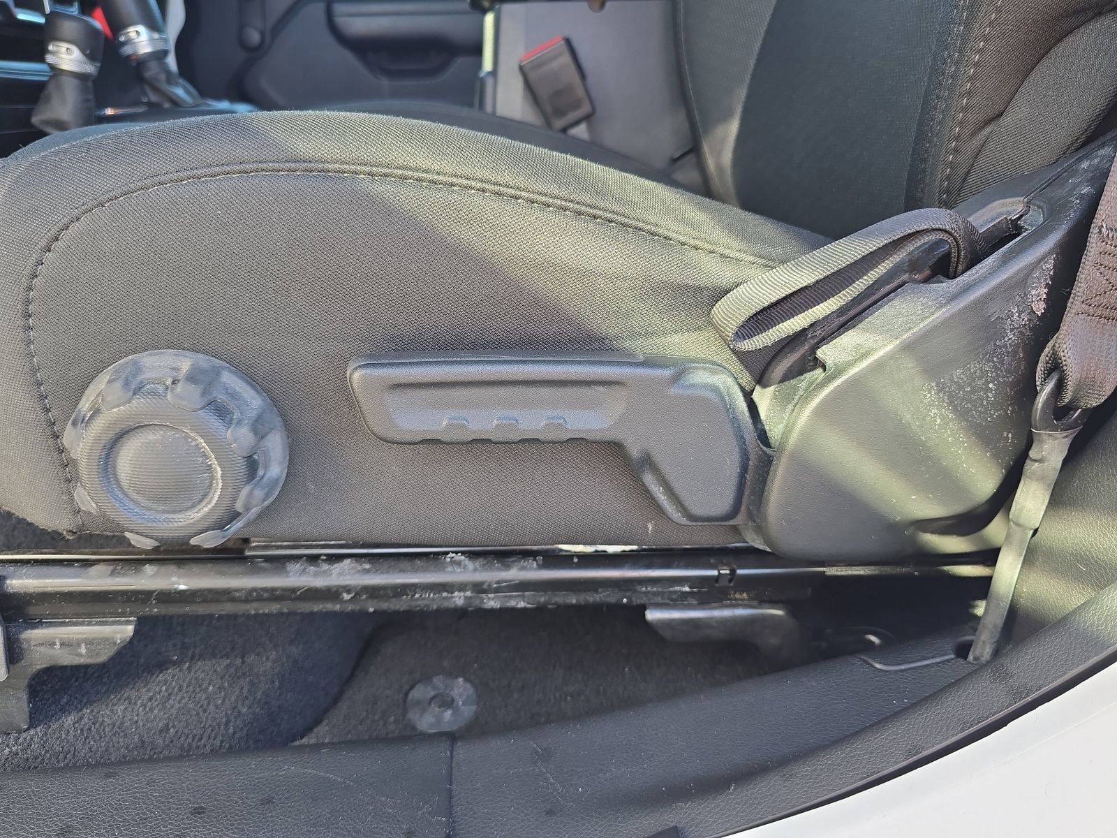 Used 2021 Jeep Wrangler Sport image 14