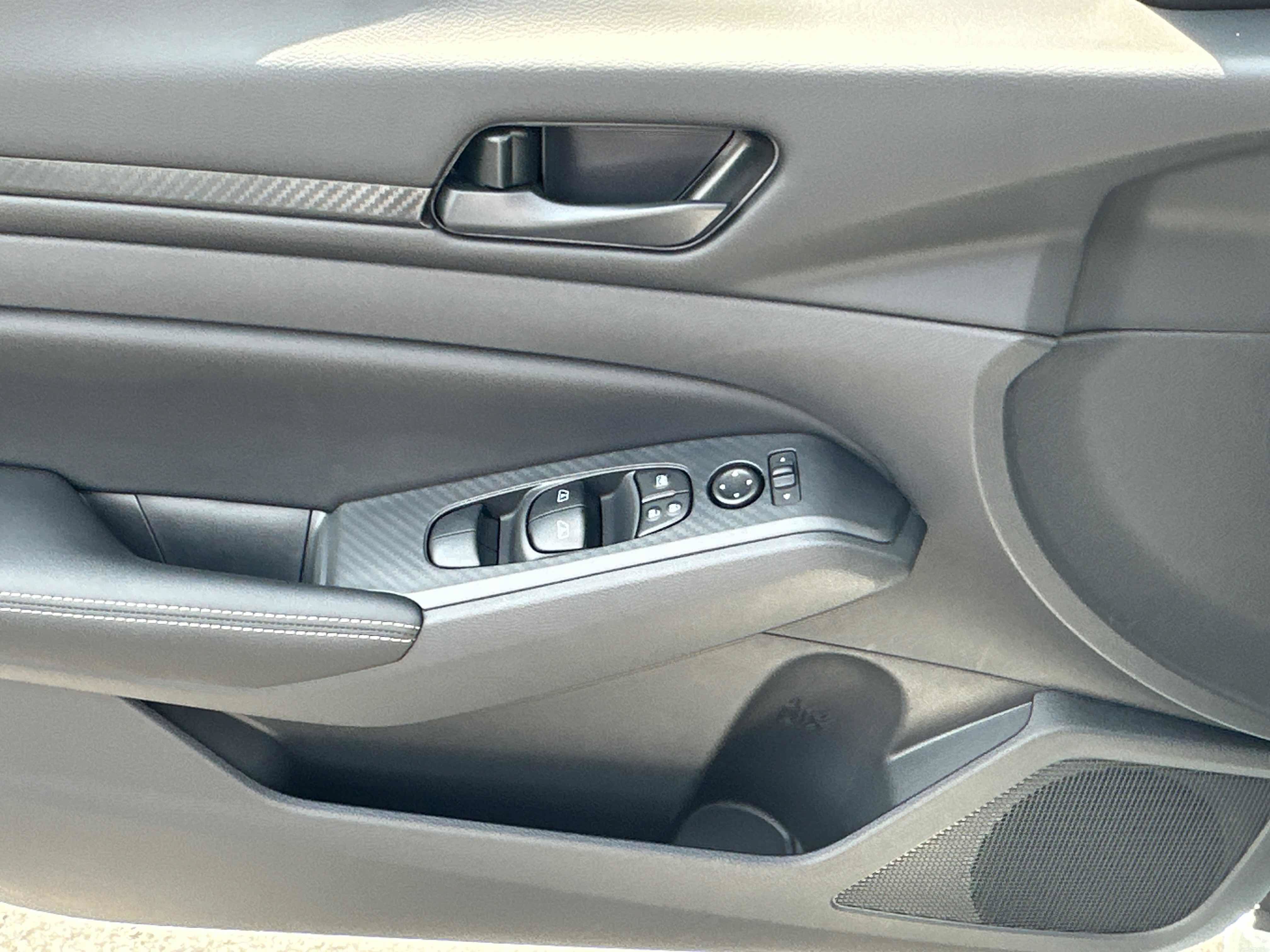 New 2026 Nissan Altima 2.5 SV FWD image 19