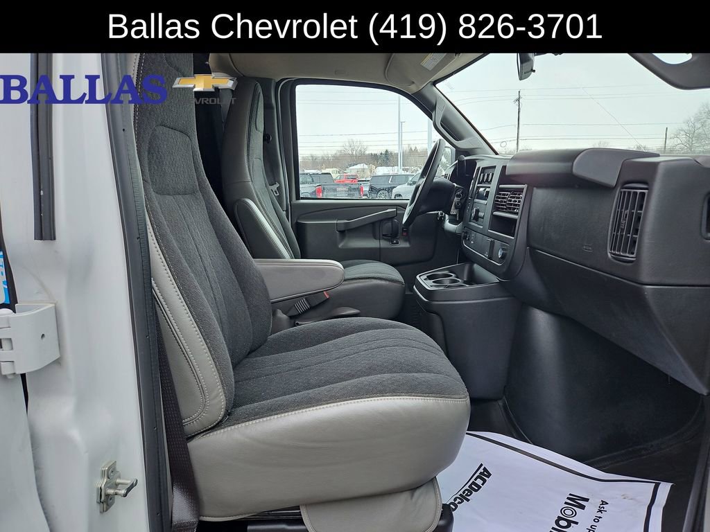 Certified 2024 Chevrolet Express 2500 w/ Driver Convenience Package image 27