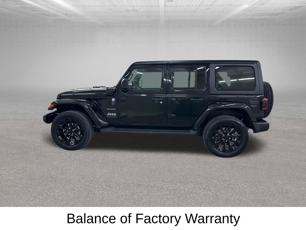 Used 2023 Jeep Wrangler Unlimited Sahara w/ Cold Weather Group image 8