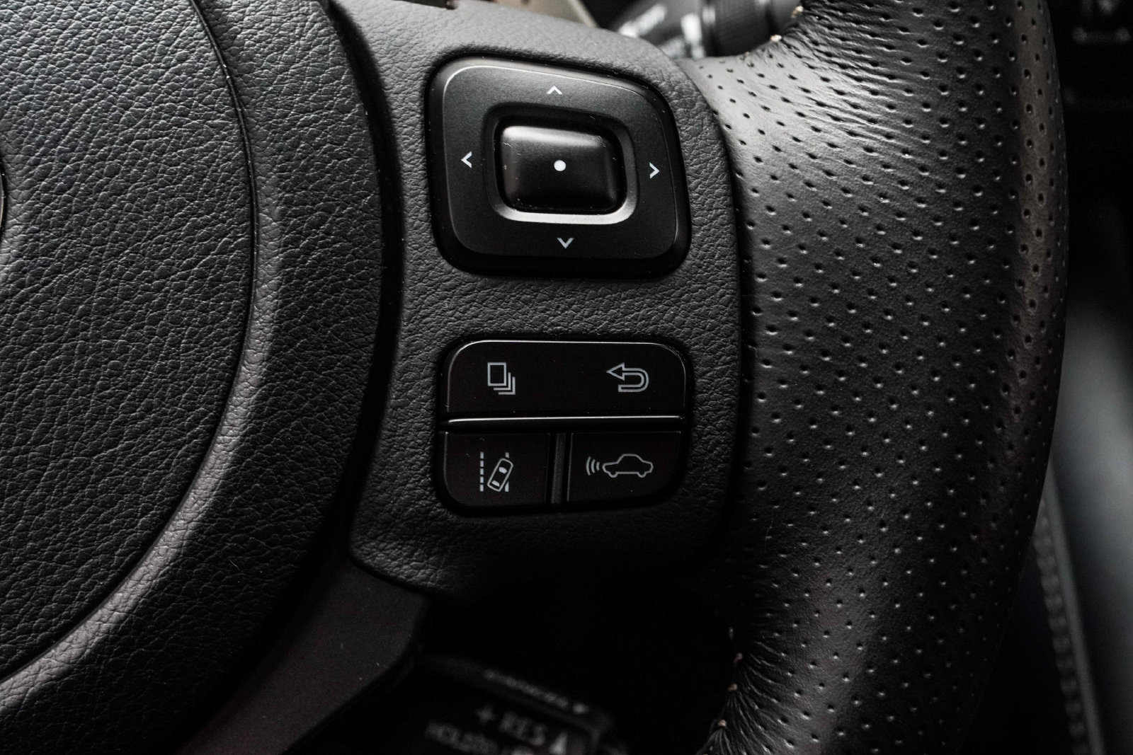 Used 2024 Lexus IS 350 F Sport w/ Navigation Package RWD image 34