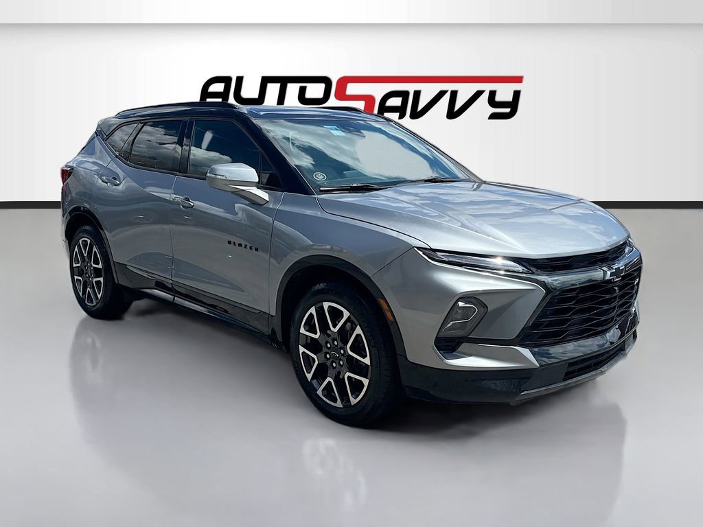 Used 2025 Chevrolet Blazer RS w/ Driver Confidence II Package AWD/4WD image 1