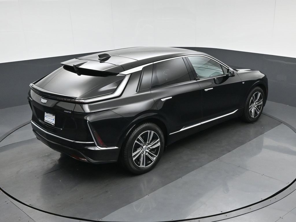 Used 2023 Cadillac Lyriq 2WD image 69