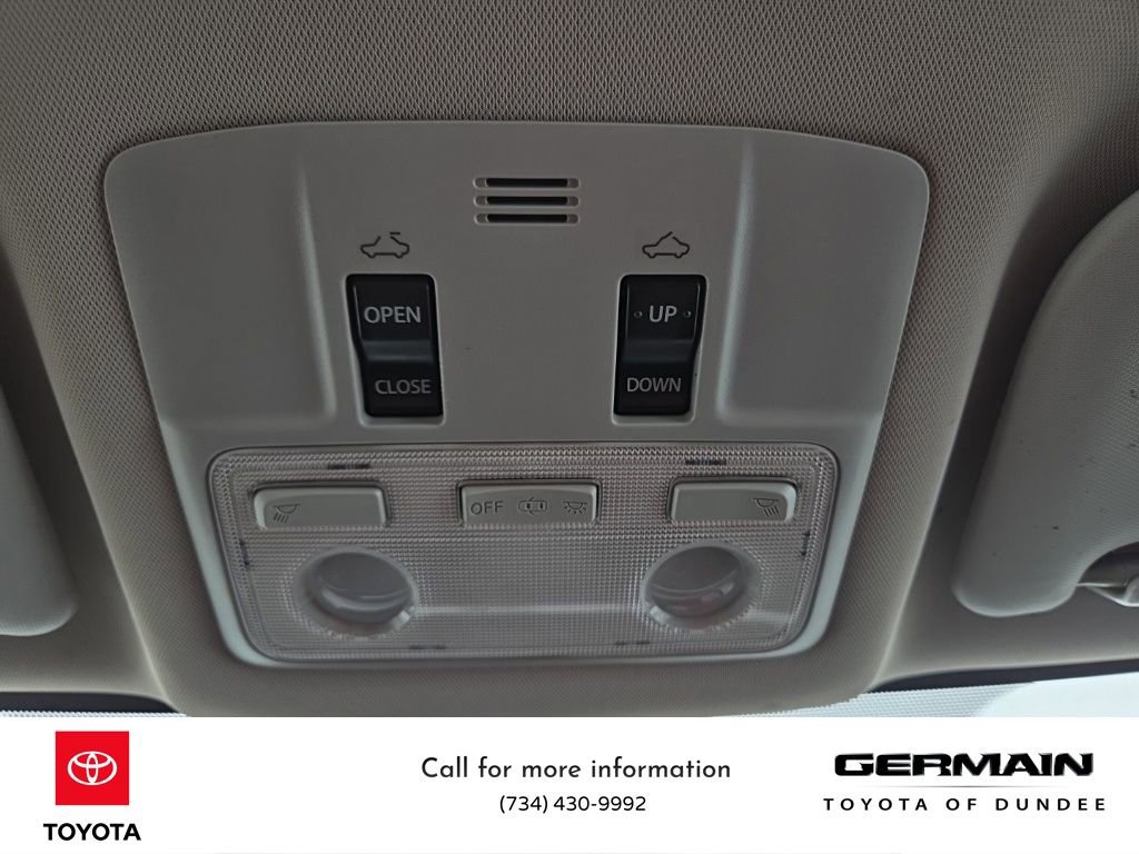 Used 2016 Toyota Corolla S image 37