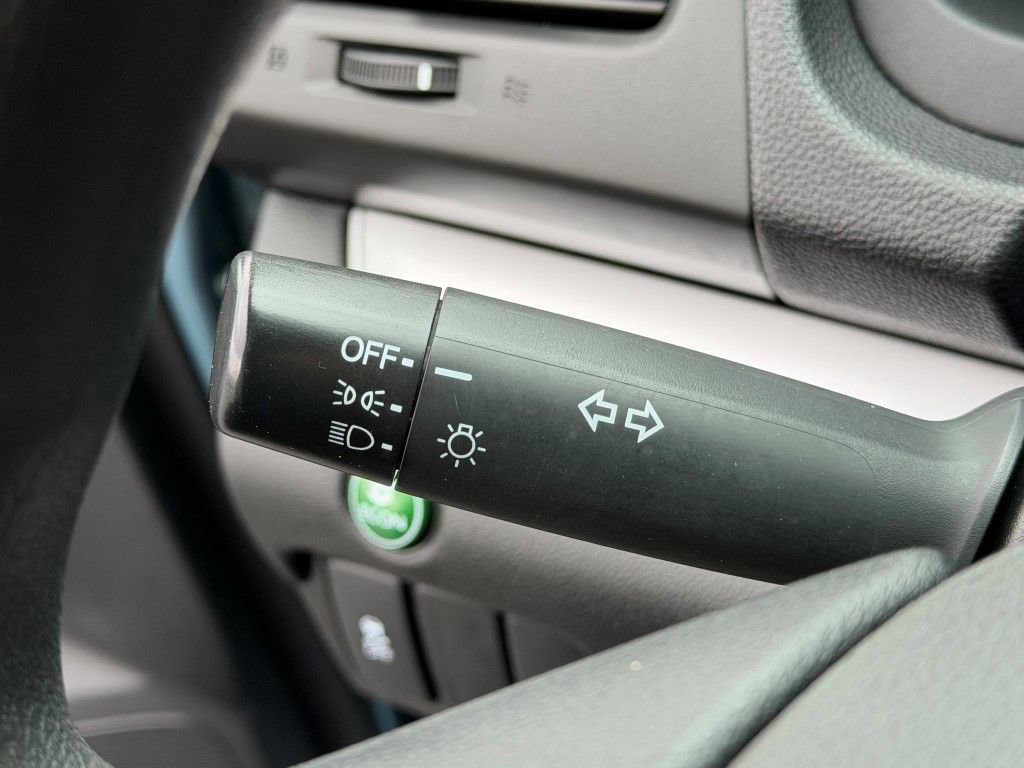 Used 2015 Honda CR-V LX image 33