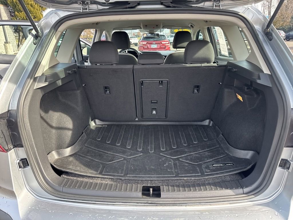 Used 2022 Volkswagen Taos S image 12