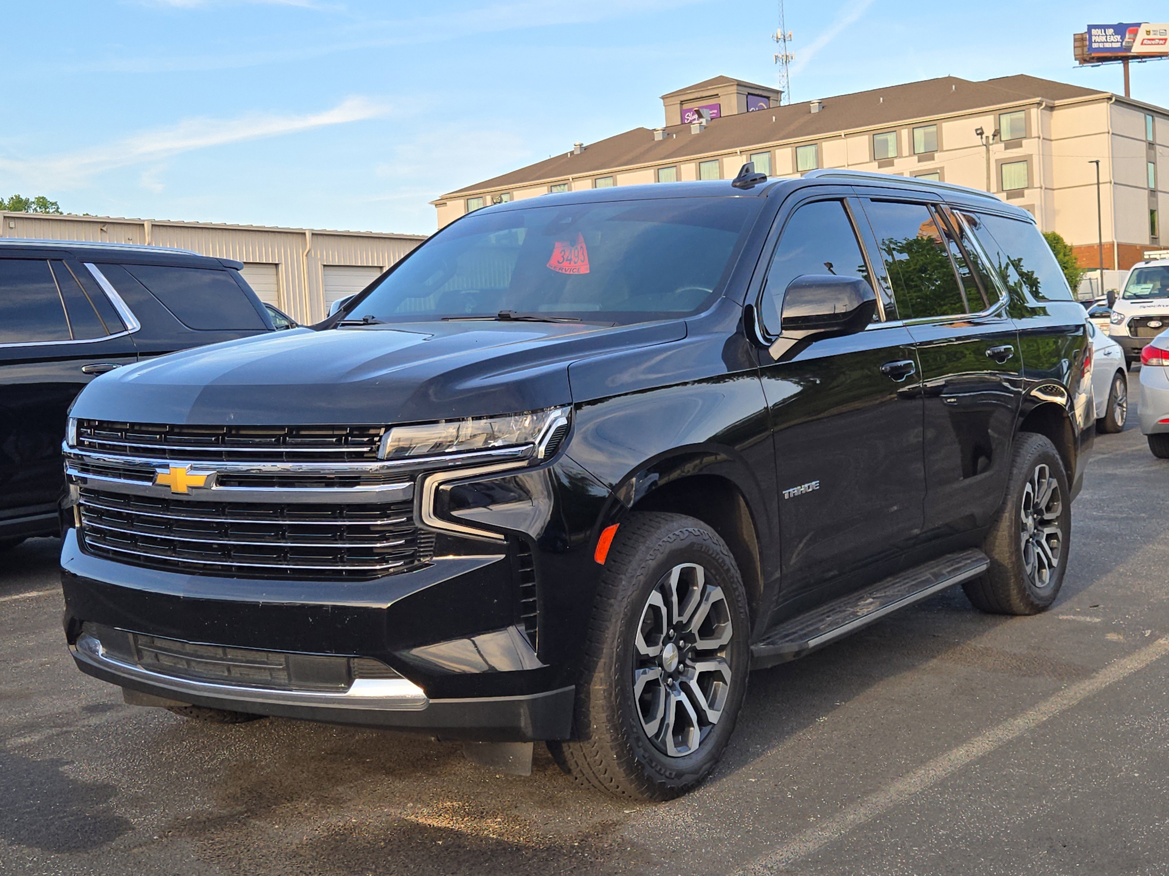 Used 2021 Chevrolet Tahoe LT image 1