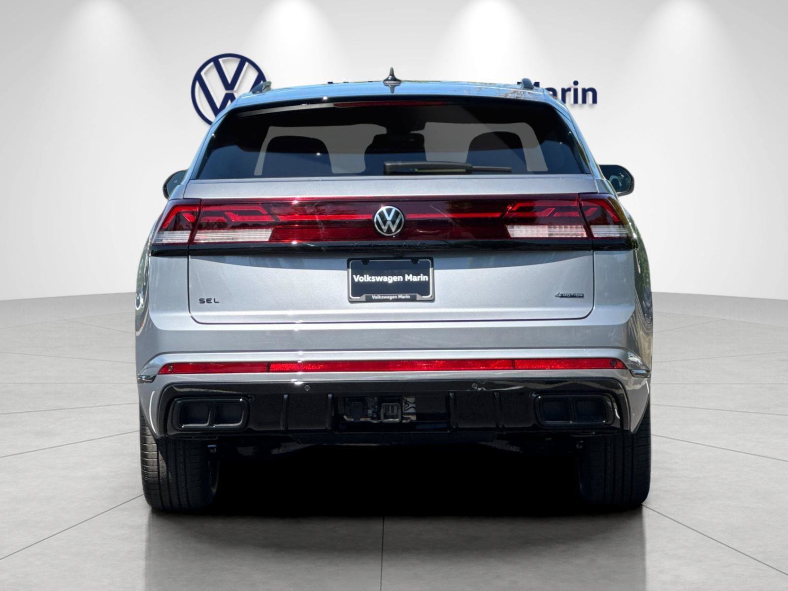 New 2026 Volkswagen Atlas Cross Sport SEL R-Line AWD/4WD image 4