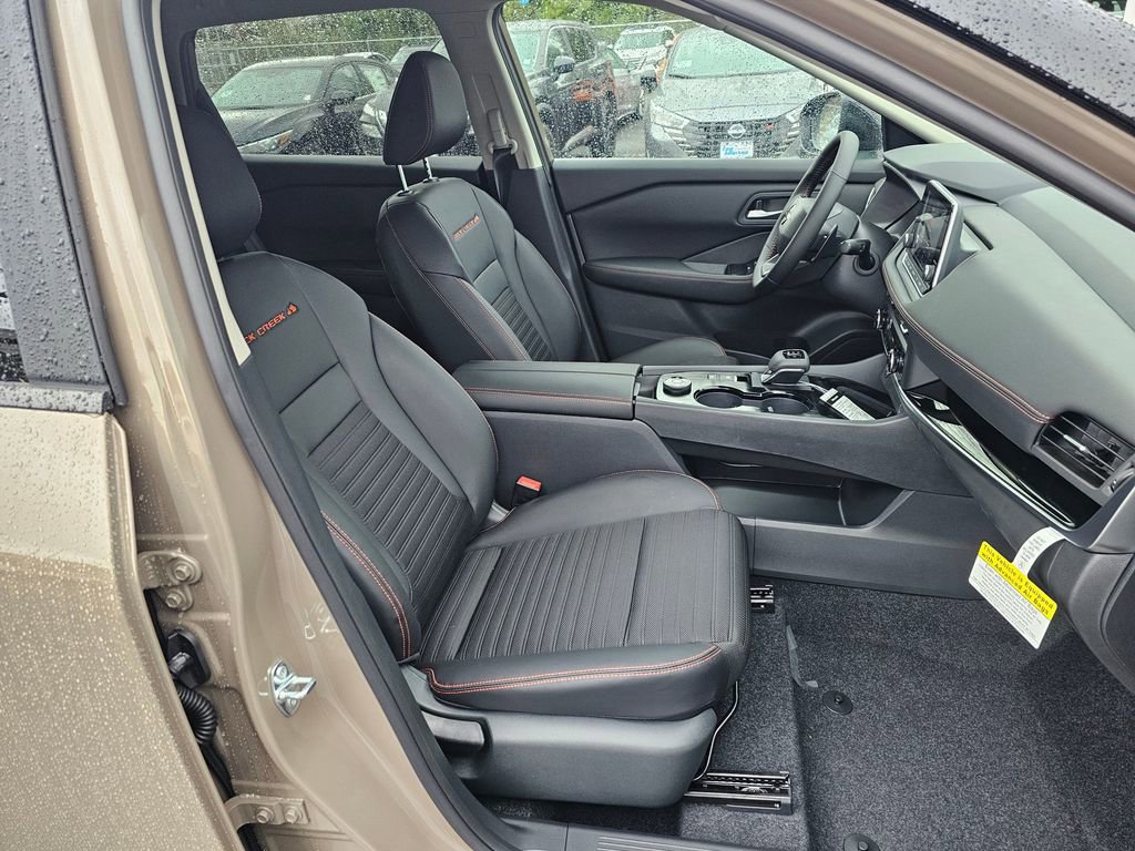New 2026 Nissan Rogue SV image 25