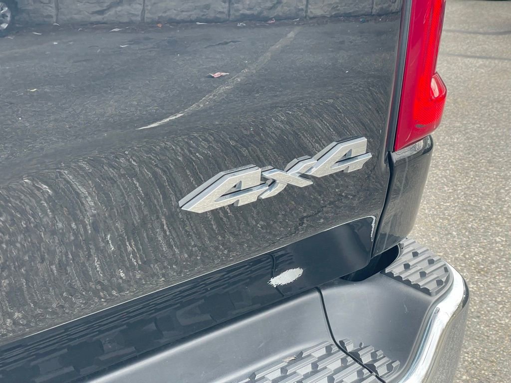 Used 2025 RAM 1500 Laramie image 36