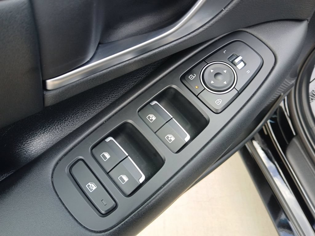 Used 2024 Hyundai Sonata SEL FWD image 30