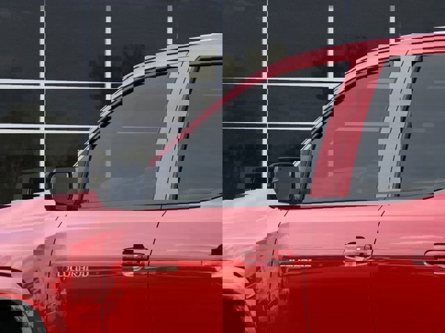 New 2026 Chevrolet Colorado LT image 12