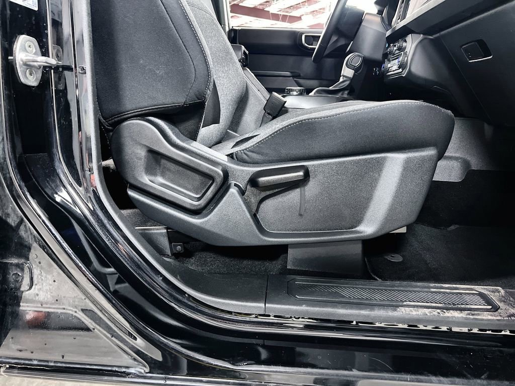 Used 2025 Ford Bronco Big Bend AWD/4WD image 28