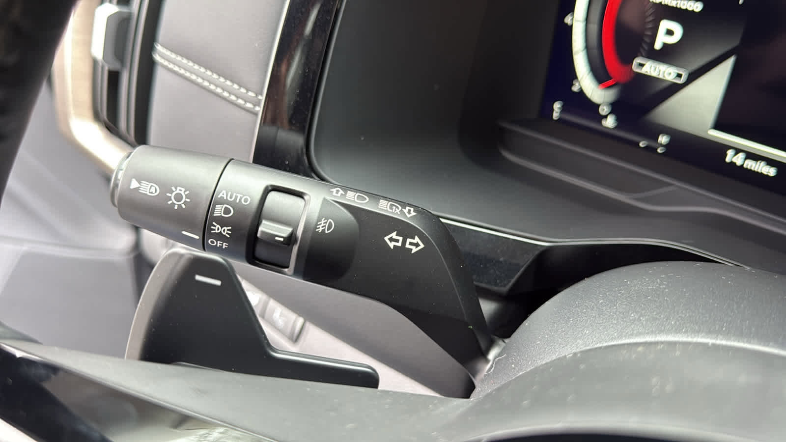 New 2025 Nissan Pathfinder Platinum w/ Cargo Package image 32