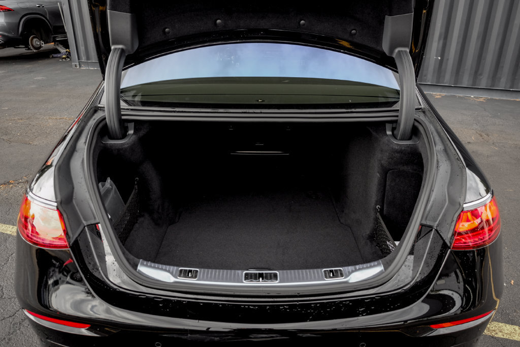 New 2027 Mercedes-Benz S 580 4MATIC Sedan image 11