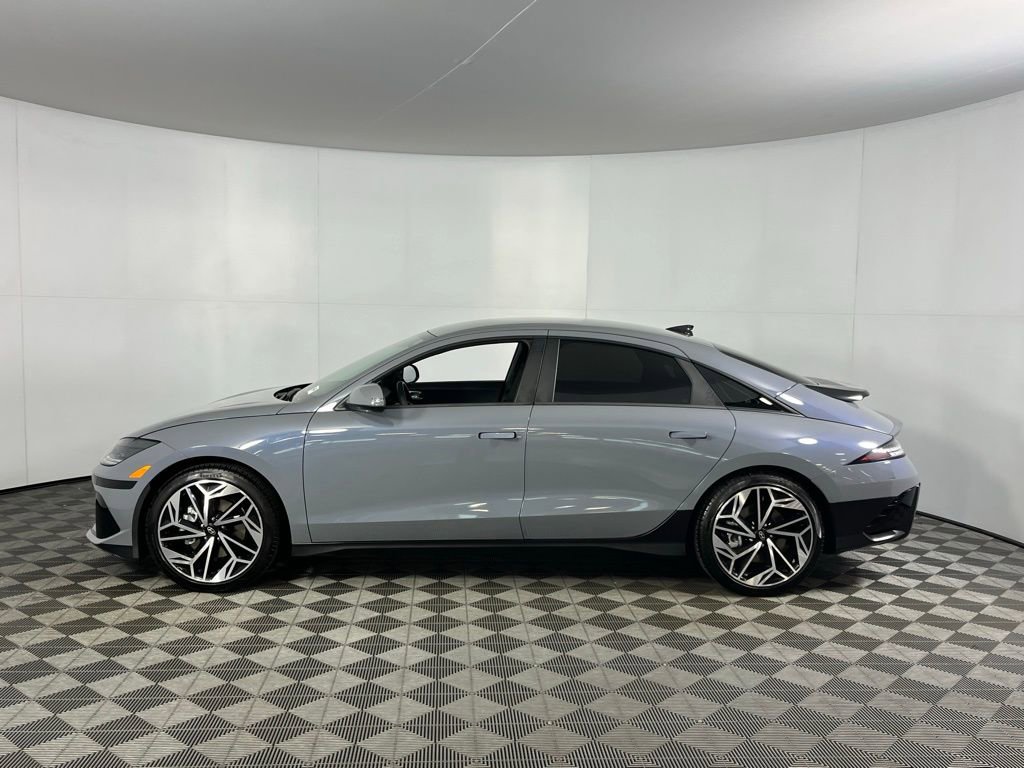 Used 2025 Hyundai Ioniq 6 SEL image 10
