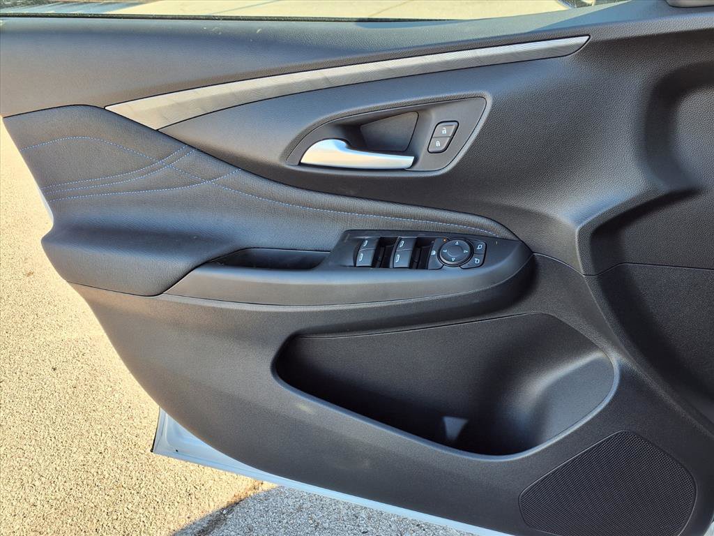 New 2026 Buick Envista Sport Touring w/ Advanced Safety Package image 13