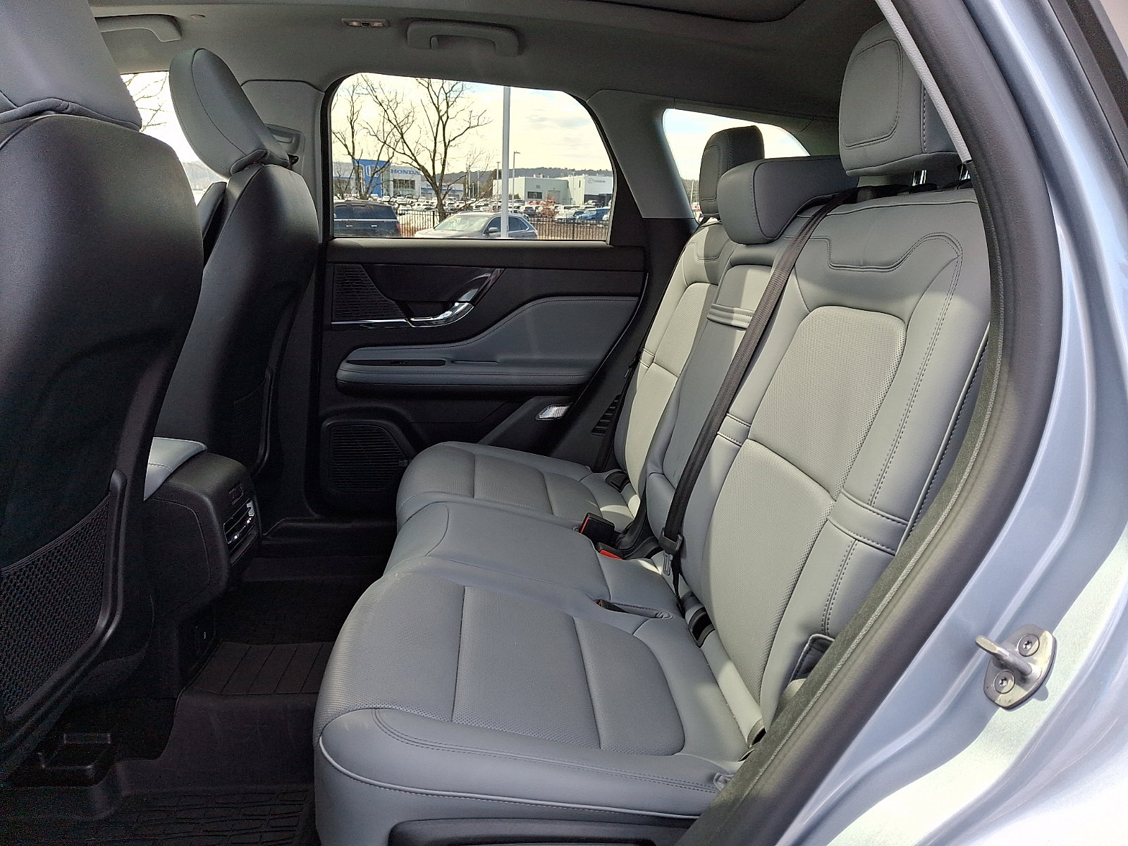 Certified 2022 Lincoln Corsair AWD w/ Premium Package image 10