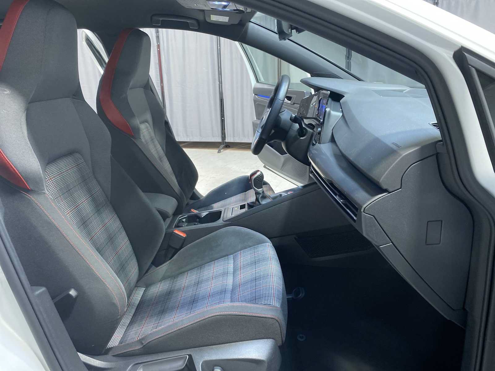 Used 2022 Volkswagen GTI S FWD image 14