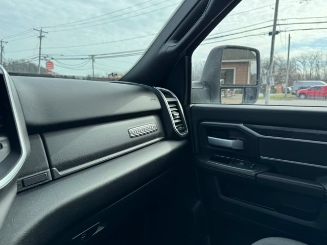 Used 2024 RAM 3500 Big Horn AWD/4WD image 42