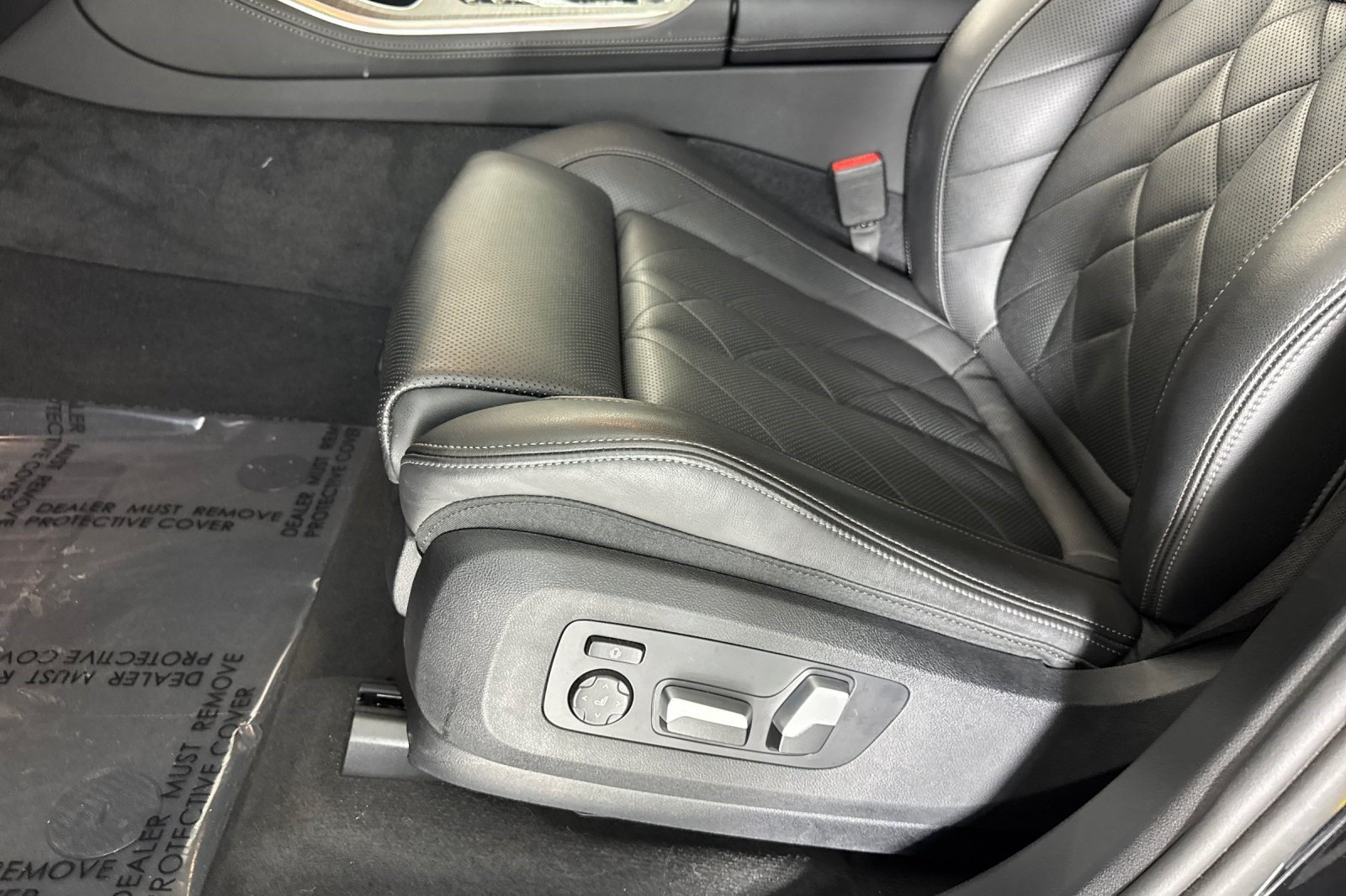 Certified 2024 BMW X5 sDrive40i w/ Parking Assistance Package RWD image 15