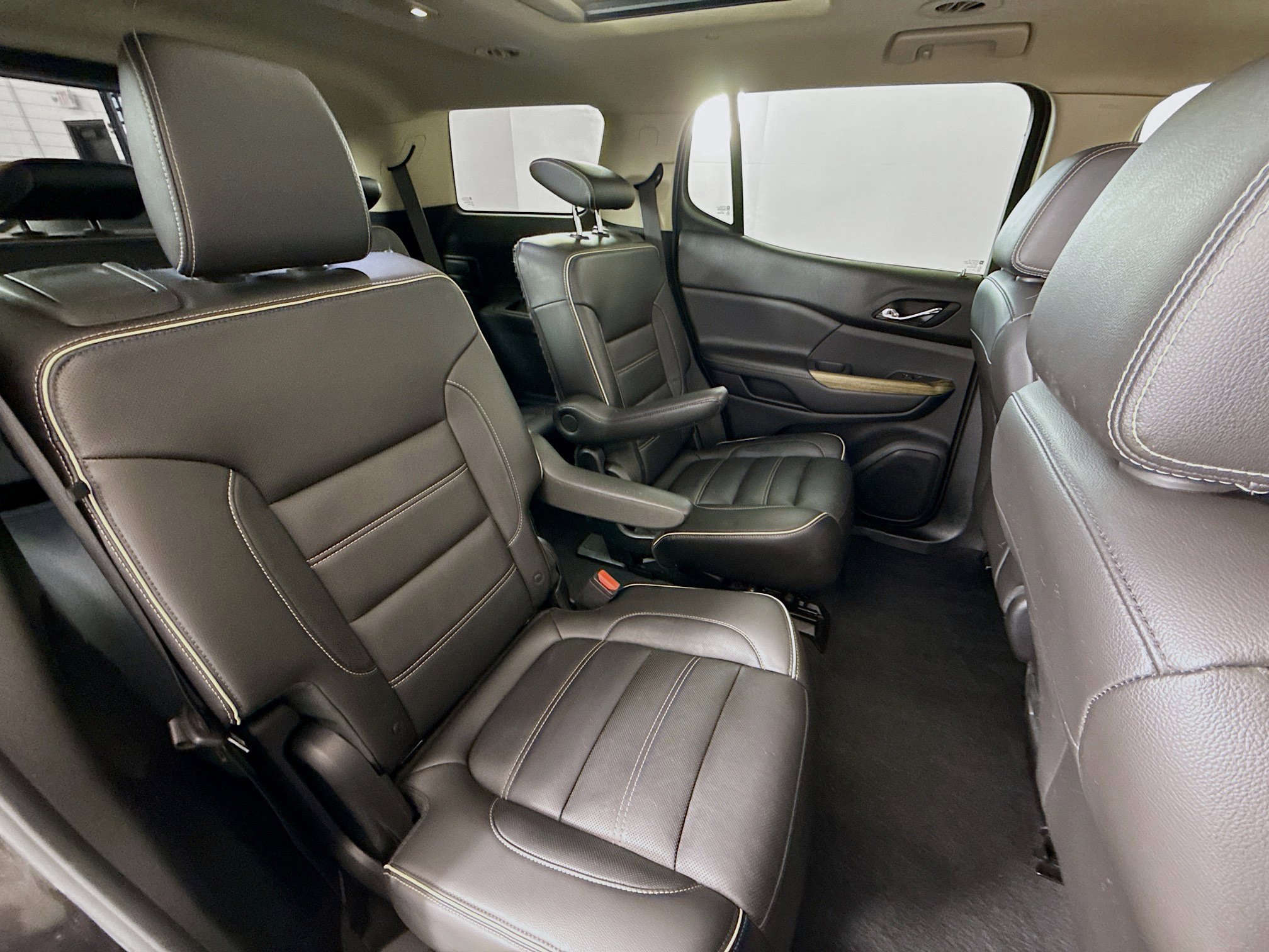 Used 2019 GMC Acadia Denali w/ Technology Package image 28