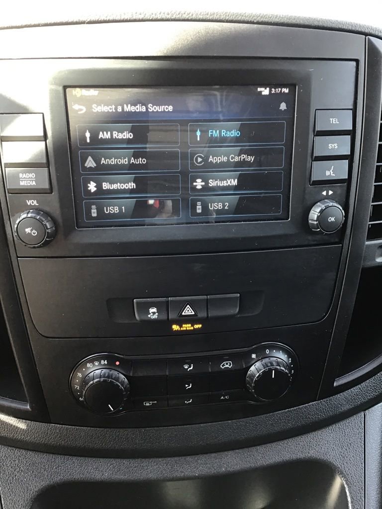 Used 2022 Mercedes-Benz Metris image 11