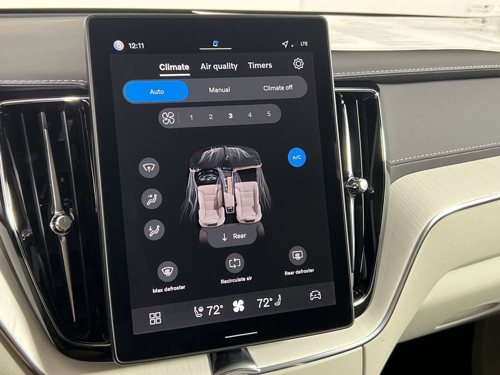 New 2026 Volvo XC60 B5 Ultra w/ Protection Package Premier image 15