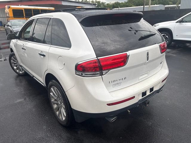 Used 2014 Lincoln MKX FWD w/ Equipment Group 102A image 8