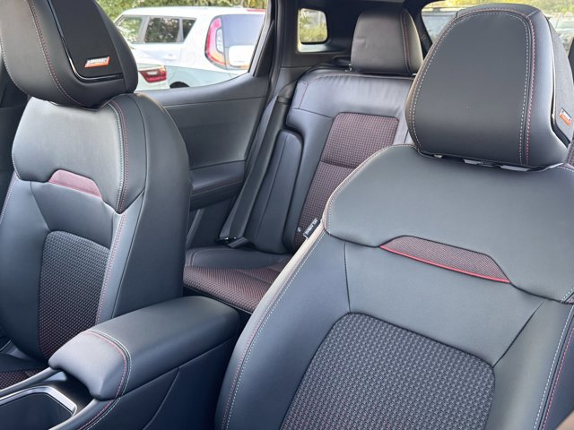 New 2025 Nissan Kicks SR w/ SR Premium Package image 17